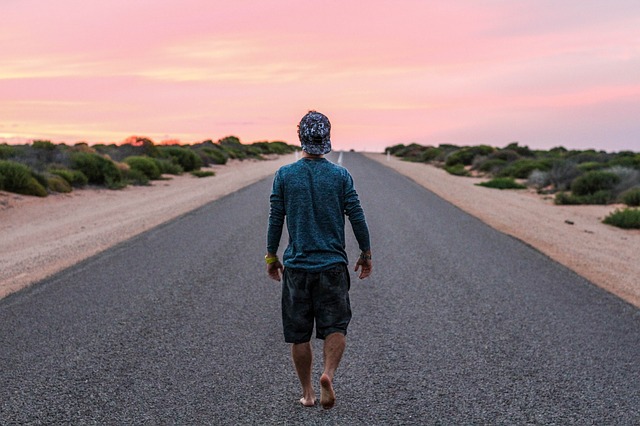 Is walking barefoot genuinely healthy?