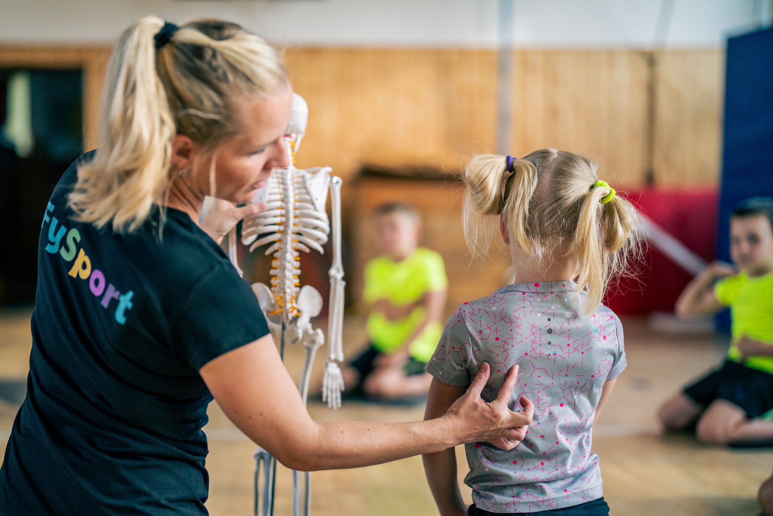 Děti by měly své tělo znát a umět mu naslouchat, říká fyzioterapeutka Hana Tonarová z projektu FySport