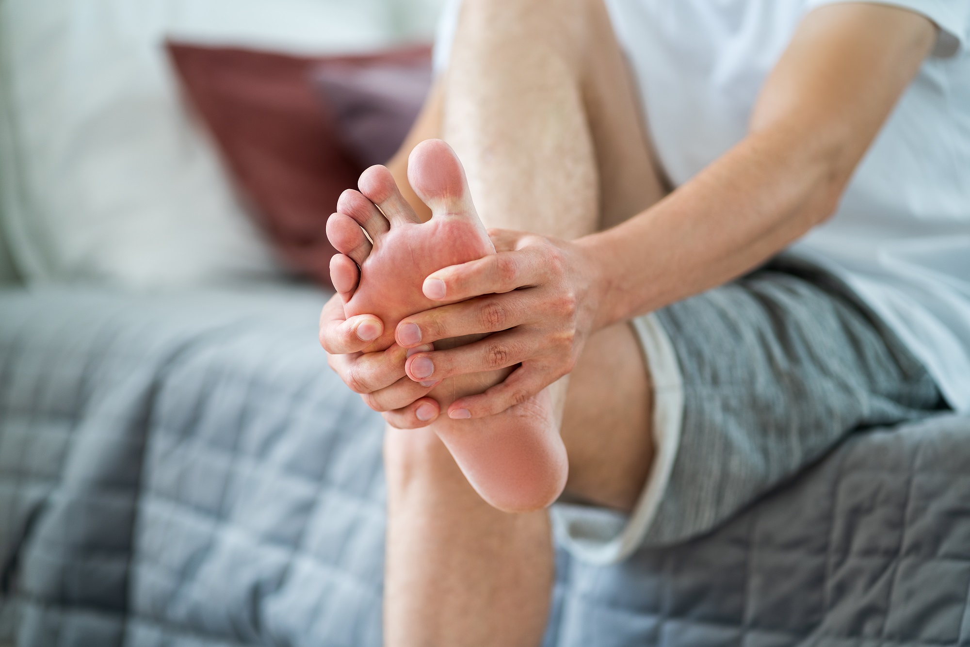 Hinter den Schmerzen in Ihren Fußrücken steckt möglicherweise eine Morton-Neuralgie